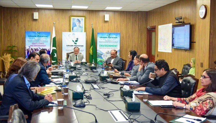 Govt finalises plan to implement civil service reforms