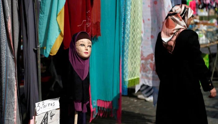 Austrian Headscarf Ban For Under-14s Faces First Test As Schools Reopen