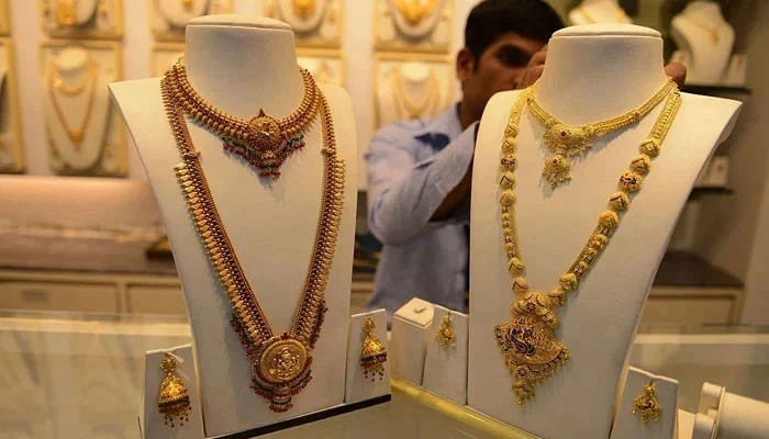 Gold Glitters Brighter as Prices Surge Rs11,200 Per Tola
