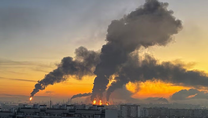Three Dead In Moscow Region Drones Hit Oil Refinery In Russian Capital