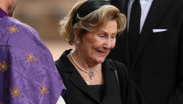 Queen Sonja's Moving Farewell to King Harald Brings Tears