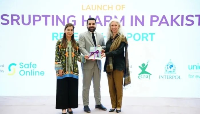 1 in 16 Pakistani Kids Experience Digital Abuse: UNICEF